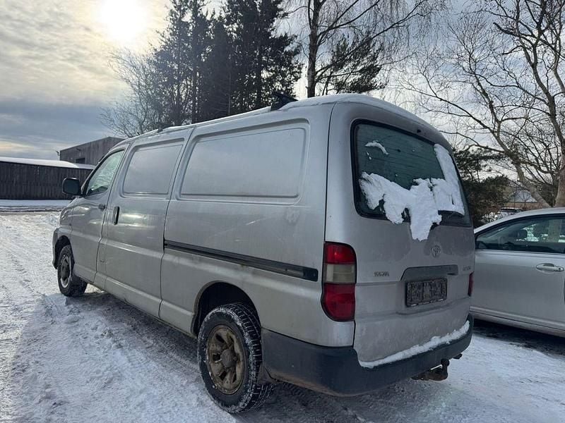 Gebraucht Toyota HiAce 117 PS (86 kW) 2009 Van / Kleinbus
