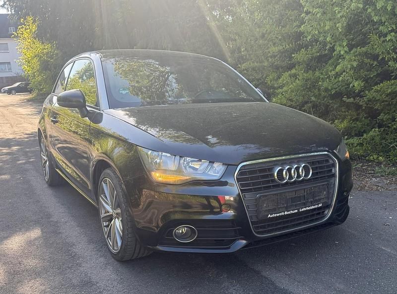 Usata Audi A1 122 CV (89 kW) 2010 Nero Utilitaria