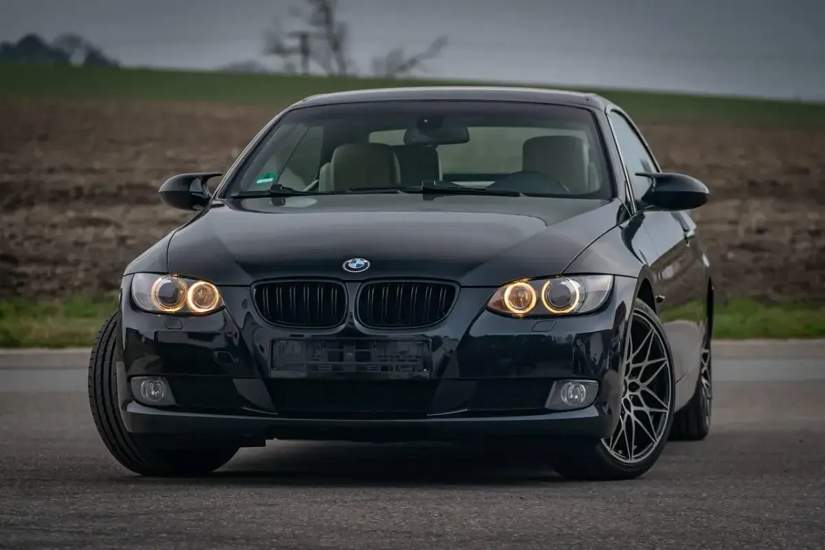 Gebraucht BMW 325 Cabriolet 218 PS (160 kW) 2008 Schwarz Cabrio