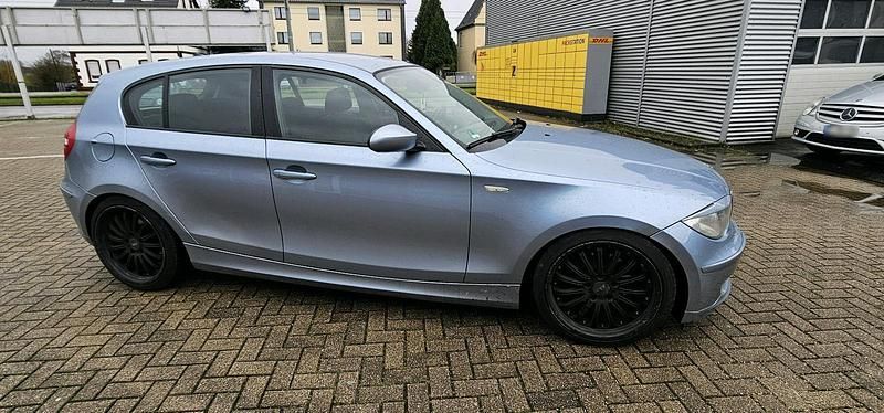 Gebraucht BMW 118 143 PS (105 kW) 2010 Blau Kleinwagen