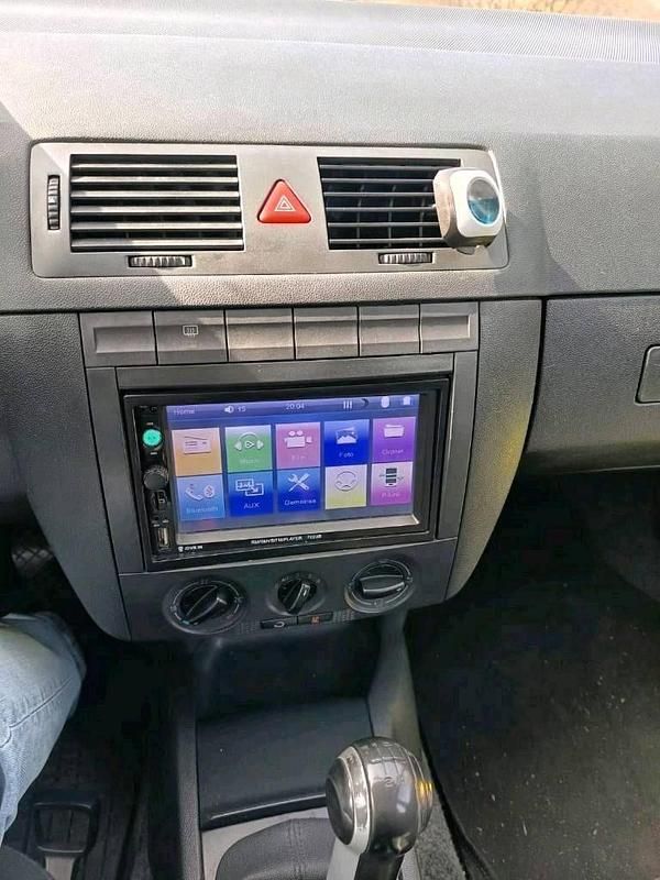 Gebraucht Skoda Fabia 54 PS (39 kW) 2006 Blau Limousine