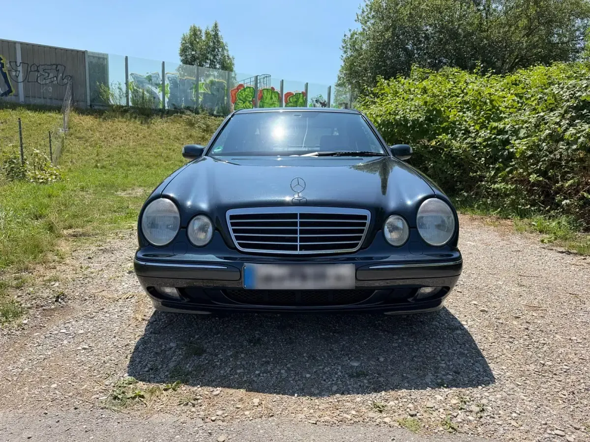 Gebraucht Mercedes E430 Avantgarde 279 PS (205 kW) 2000 Limousine