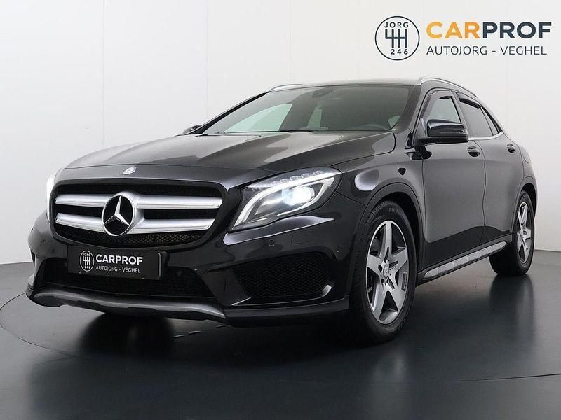 Gebraucht Mercedes GLA250 AMG 211 PS (155 kW) 2016 Schwarz SUV