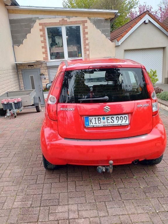 Second-hand Suzuki Splash 86 CP (63 kW) 2009 Roșu Hatchback