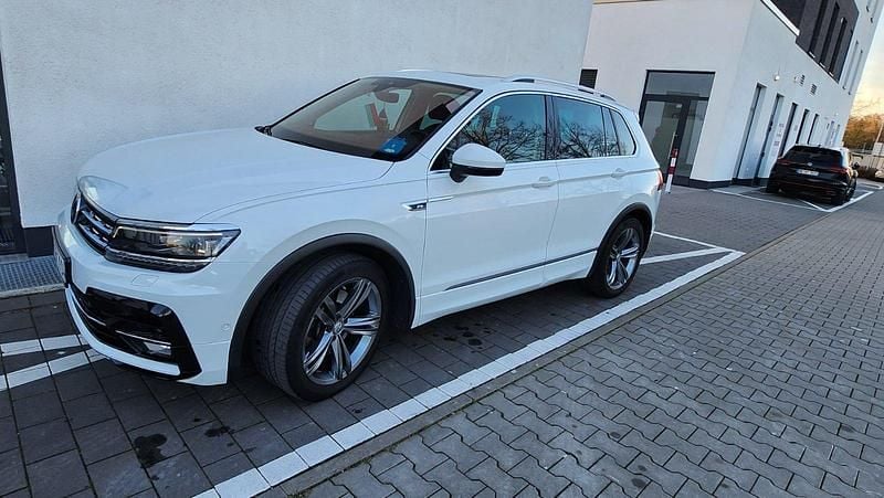 Weiß Gebraucht 2017 VW Tiguan R-line SUV | 25.000 € (Superpreis) - Bild 1/4
