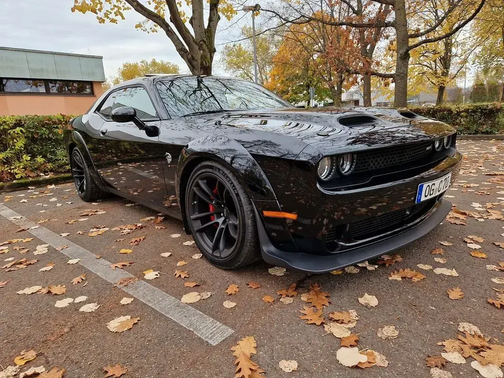 Używany Dodge Challenger 727 KM (534 kW) 2021 Czarny Coupe