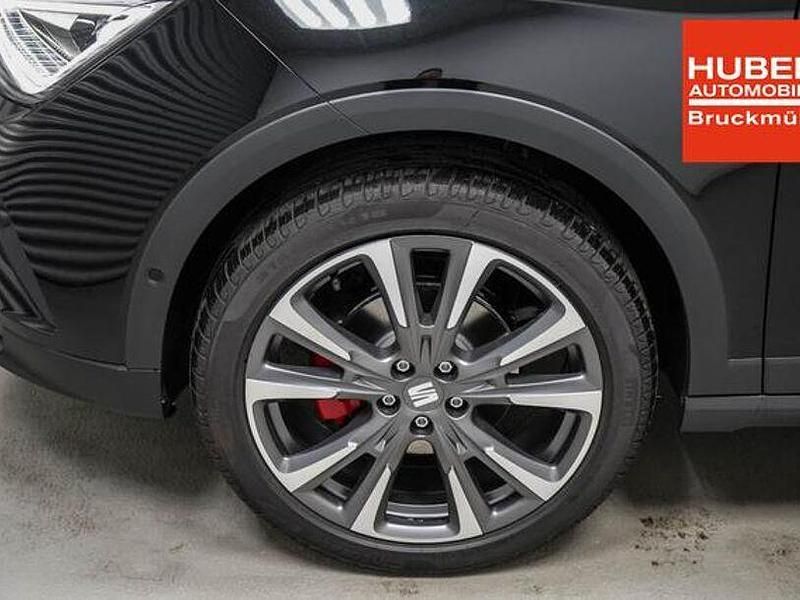 Neu Seat Arona FR 150 PS (110 kW) 2025 Midnight black/dach grau metallic (0es7) SUV