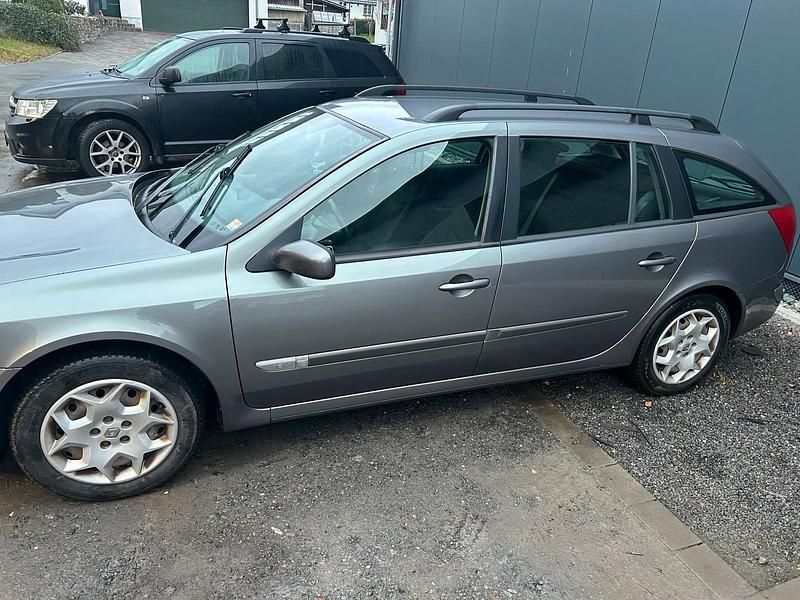 Gebraucht Renault Laguna II 111 PS (81 kW) 2006 Grau Kombi
