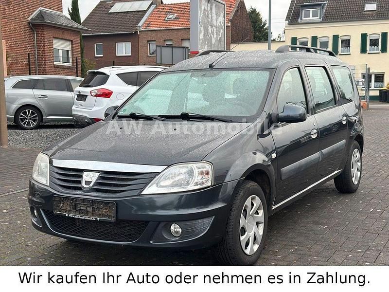 Grau Gebraucht 2011 Dacia Logan MCV Lauréate Kombi | 2.500 € (Guter Preis) - Bild 1/4