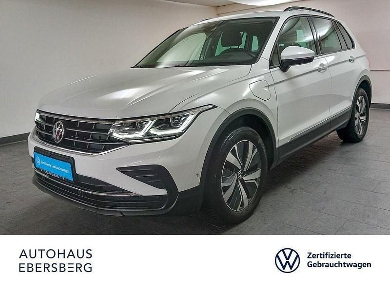 Pure white Gebraucht 2022 VW Tiguan Business+ SUV | 30.800 € (Superpreis) - Bild 1/4