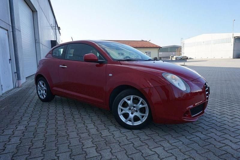 Rot Gebraucht 2011 Alfa Romeo MiTo Kleinwagen | 7.899 € (Teuer) - Bild 1/4
