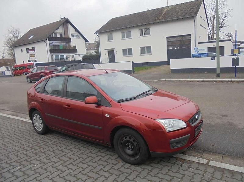 Gebraucht Ford Focus Fun X 101 PS (74 kW) 2007 Tango Kleinwagen