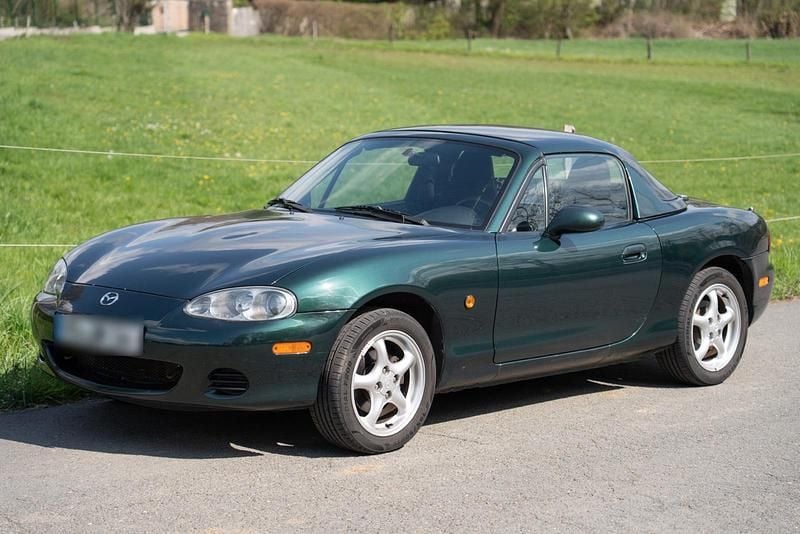 Usata Mazda MX5 110 CV (80 kW) 2001 Verde Cabrio