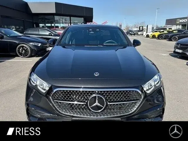 Gebraucht Mercedes E300 AMG 197 PS (144 kW) 2025 Metalliclack graphitgrau Limousine