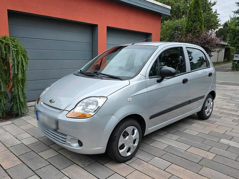 Silber Gebraucht 2009 Chevrolet Matiz Kleinwagen | 1.900 € (Etwas zu teuer) - Bild 1/4