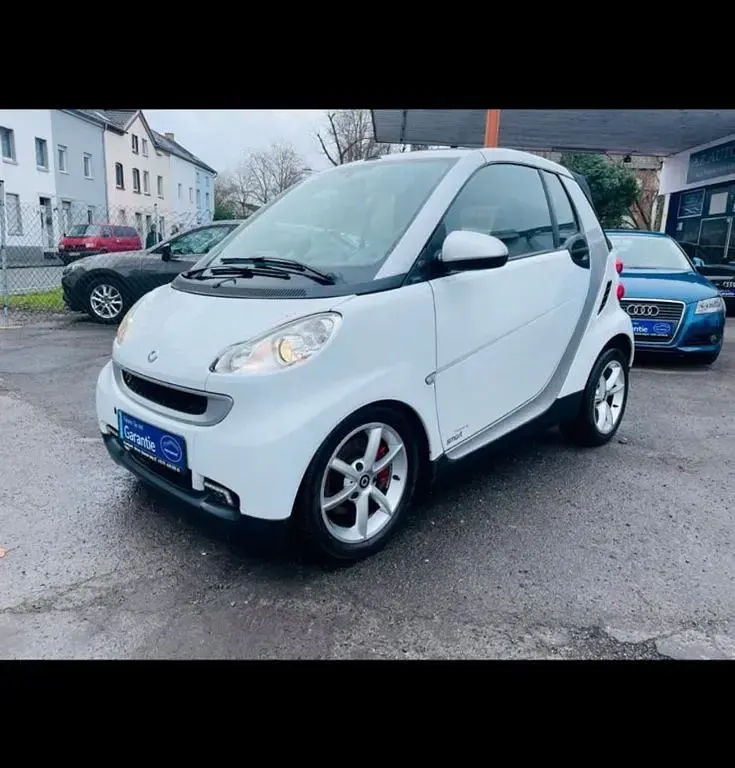 Gebraucht Smart ForTwo Cabrio 71 PS (52 kW) 2010 Weiß Cabrio