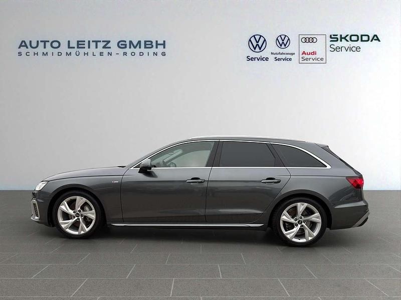 Gebraucht Audi A4 S-Line 204 PS (150 kW) 2023 Grau Kombi