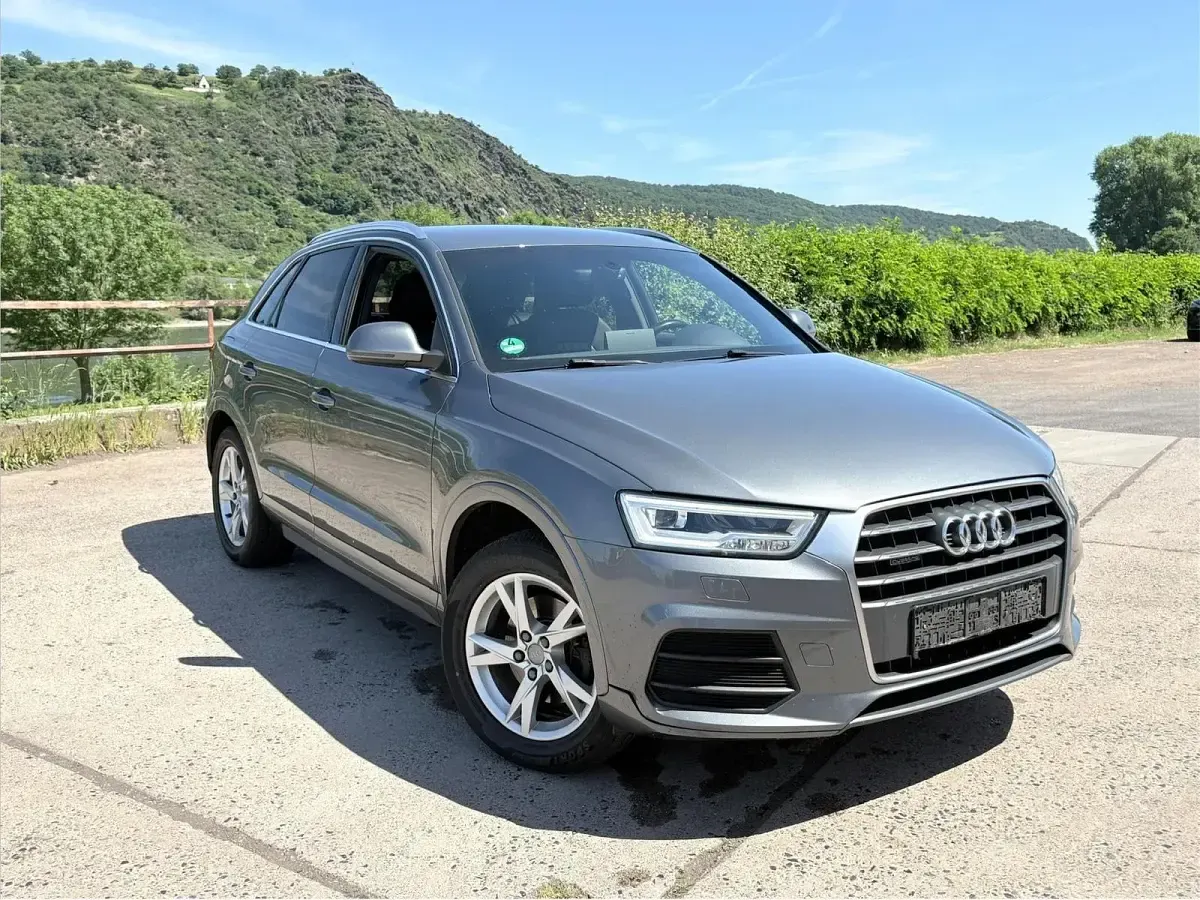 Używany Audi Q3 150 KM (110 kW) 2017 Szary SUV