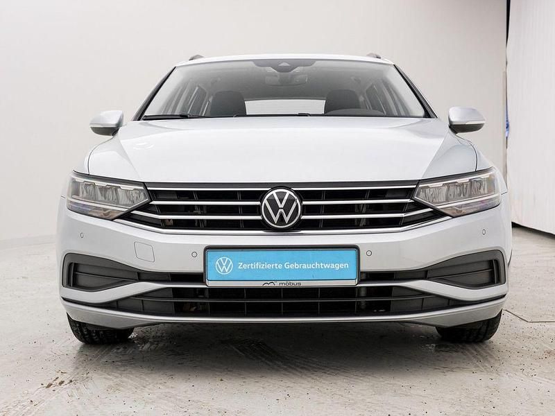 Gebraucht VW Passat Conceptline 150 PS (110 kW) 2022 Silber Kombi