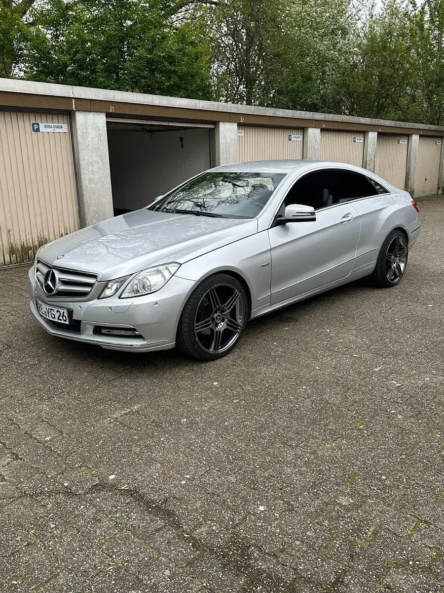 Occasion Mercedes E200 184 ch (135 kW) 2011 Argent Coupé