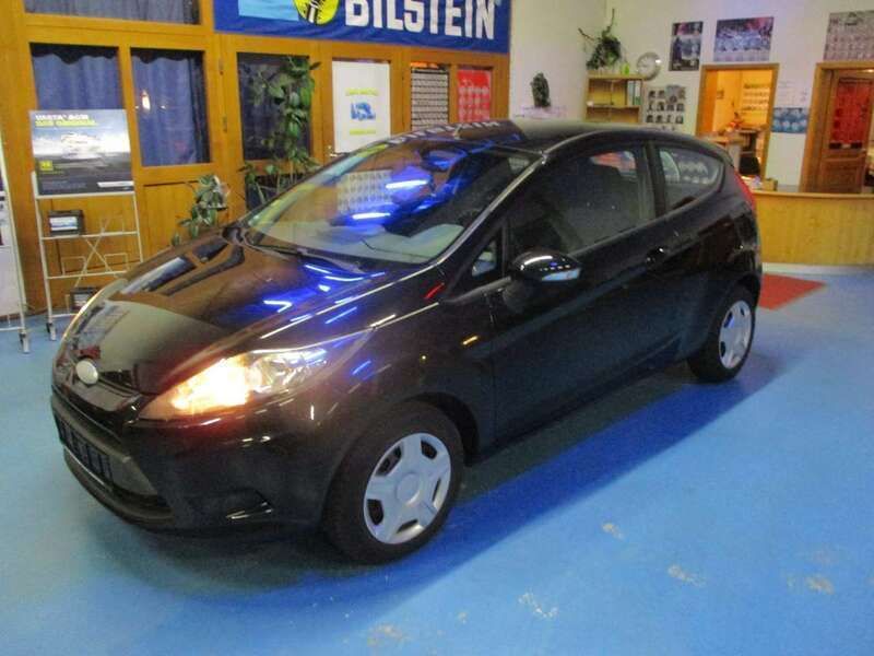 Schwarz Gebraucht 2009 Ford Fiesta Ambiente Kleinwagen | 3.450 € (Fairer Preis) - Bild 1/4