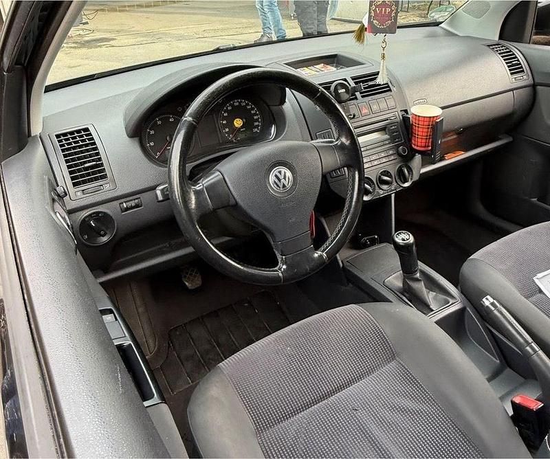 Gebraucht VW Polo 65 PS (47 kW) 2006 Schwarz Kleinwagen