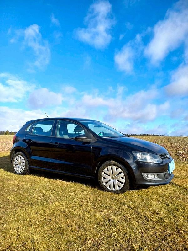 Gebraucht VW Polo 85 PS (62 kW) 2010 Schwarz Kleinwagen