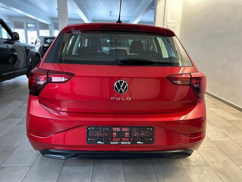 Gebraucht VW Polo Life 95 PS (69 kW) 2022 Rot Limousine