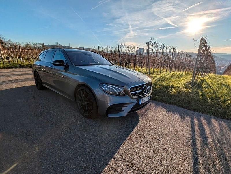 Grau Gebraucht 2019 Mercedes E53 AMG AMG Kombi | 38.000 € (Fairer Preis) - Bild 1/4