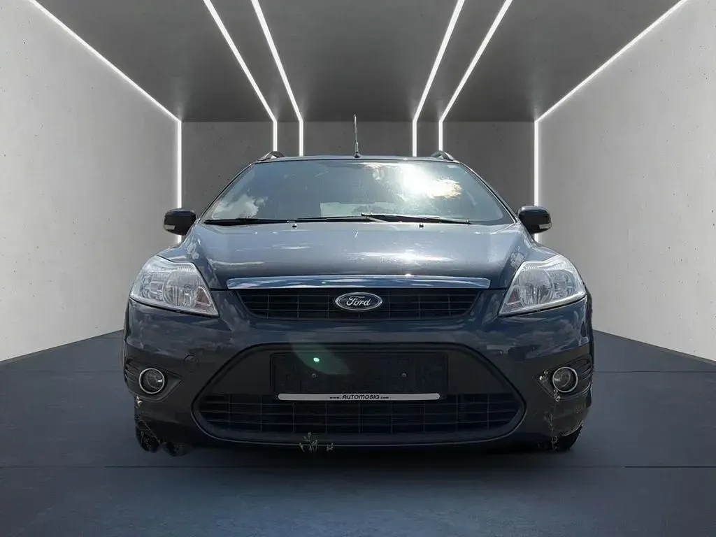 Gebraucht Ford Focus Viva 101 PS (74 kW) 2010 Grau Limousine