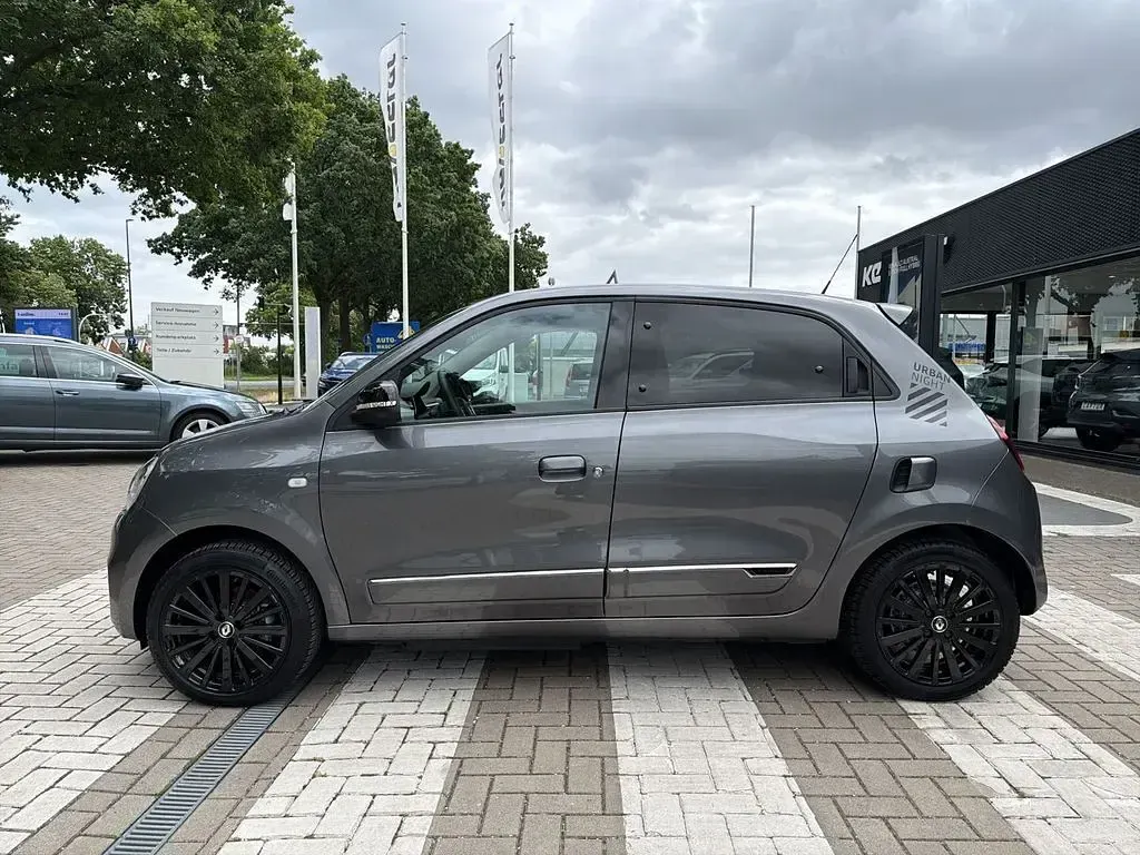 Gebraucht Renault Twingo Techno 60 kW (82 PS) 2023 Lunairgrau Kleinwagen