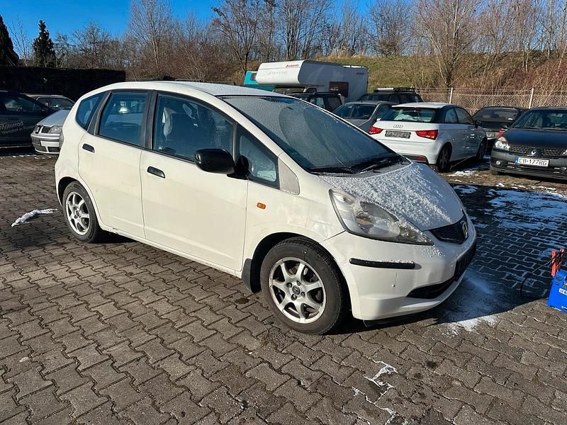 Weiß Gebraucht 2010 Honda Jazz Kleinwagen | 790 € (Guter Preis) - Bild 1/4
