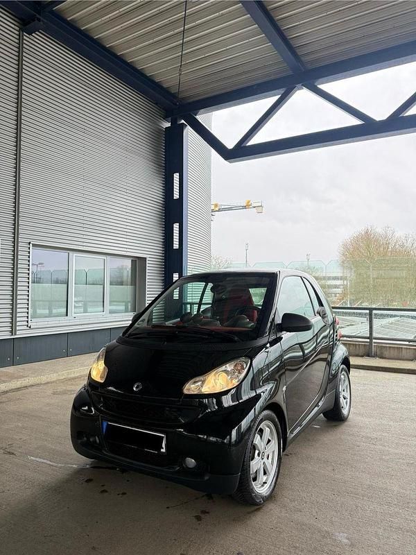Gebraucht Smart ForTwo Coupé 71 PS (52 kW) 2010 Schwarz Coupé
