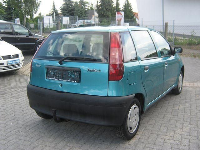 Gebraucht Fiat Punto S 54 PS (39 kW) 1994 Grün metallic Limousine