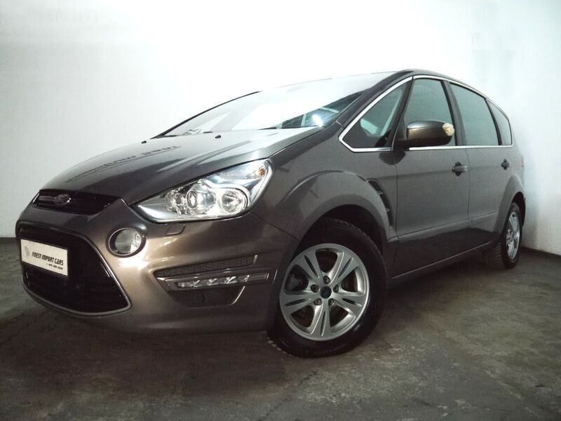 Braun Gebraucht 2012 Ford S-MAX Titanium Van / Kleinbus | 5.000 € - Bild 1/4