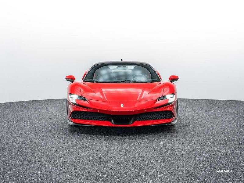 Gebraucht Ferrari SF90 999 PS (734 kW) 2022 Rosso corsa Coupé