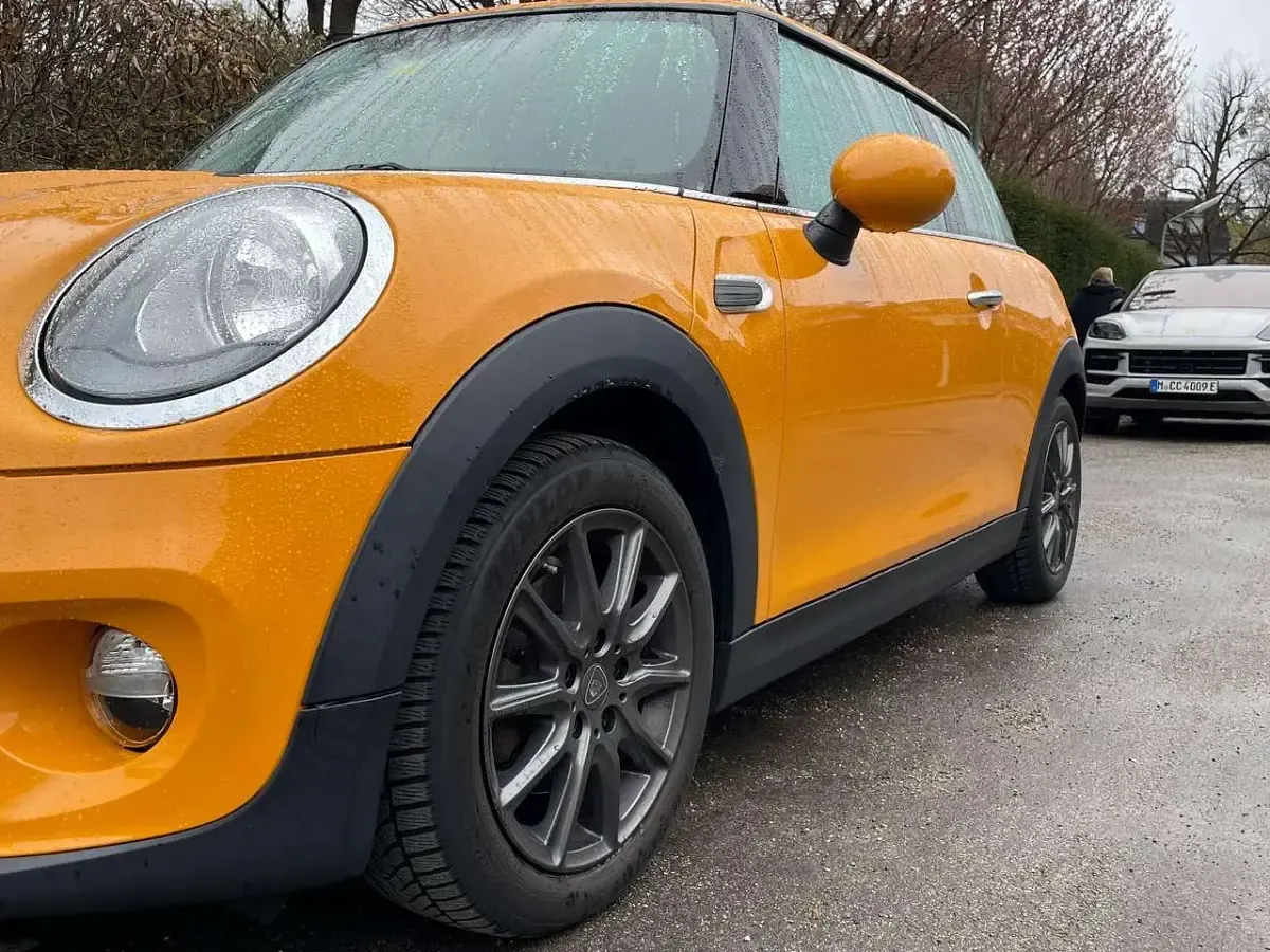Gebraucht Mini Cooper 136 PS (100 kW) 2016 Orange Kleinwagen