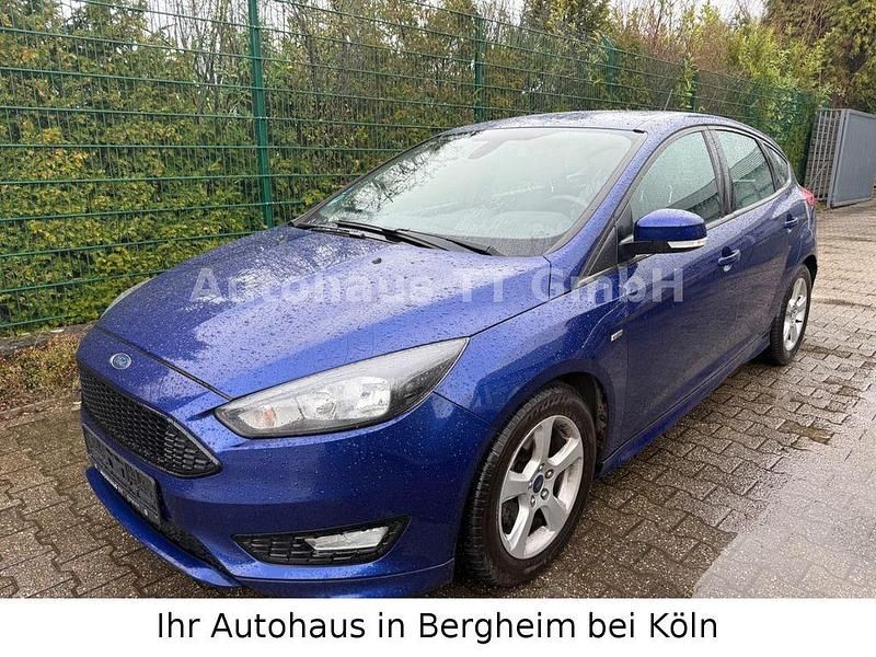 Gebraucht Ford Focus ST-Line 125 PS (91 kW) 2018 Blau Limousine