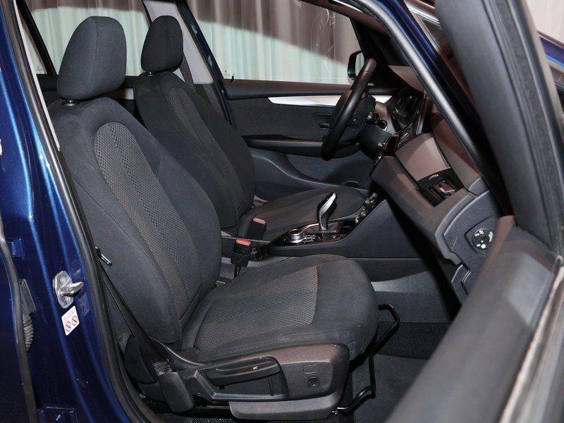 Gebraucht BMW 216 Gran Tourer Efficient Dynamics 116 PS (85 kW) 2022 Phytonicblau Van / Kleinbus