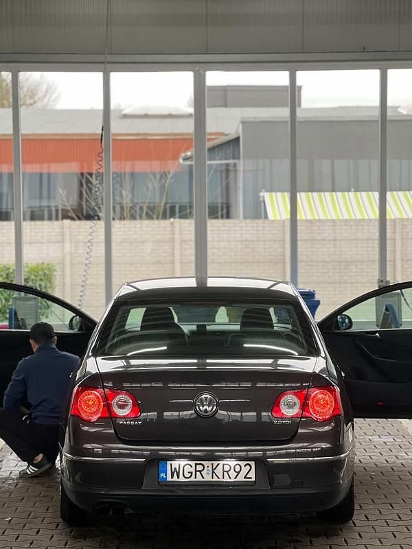 Gebraucht VW Passat 170 PS (125 kW) 2007 Braun Limousine