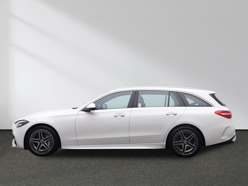 Gebraucht Mercedes C200 AMG 204 PS (150 kW) 2024 Weiß Limousine