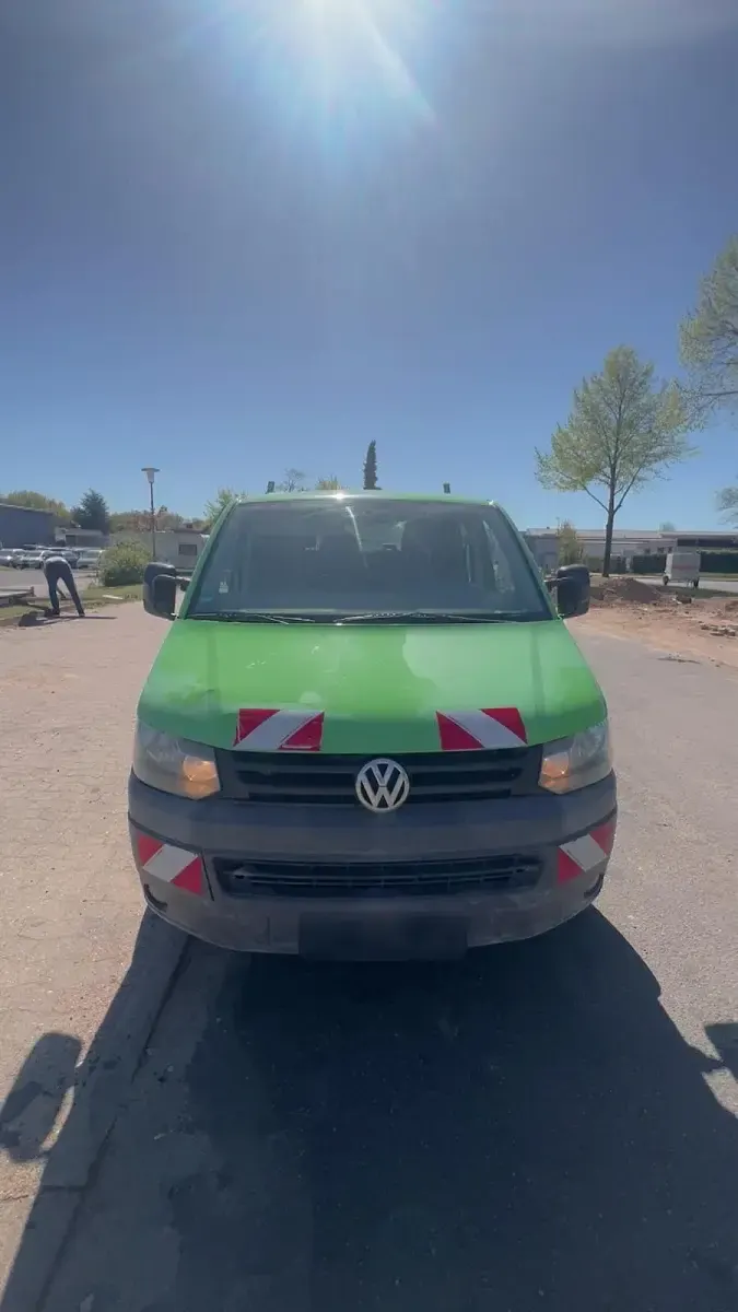 Usado VW Transporter 101 HP (74 kW) 2012 Verde Van
