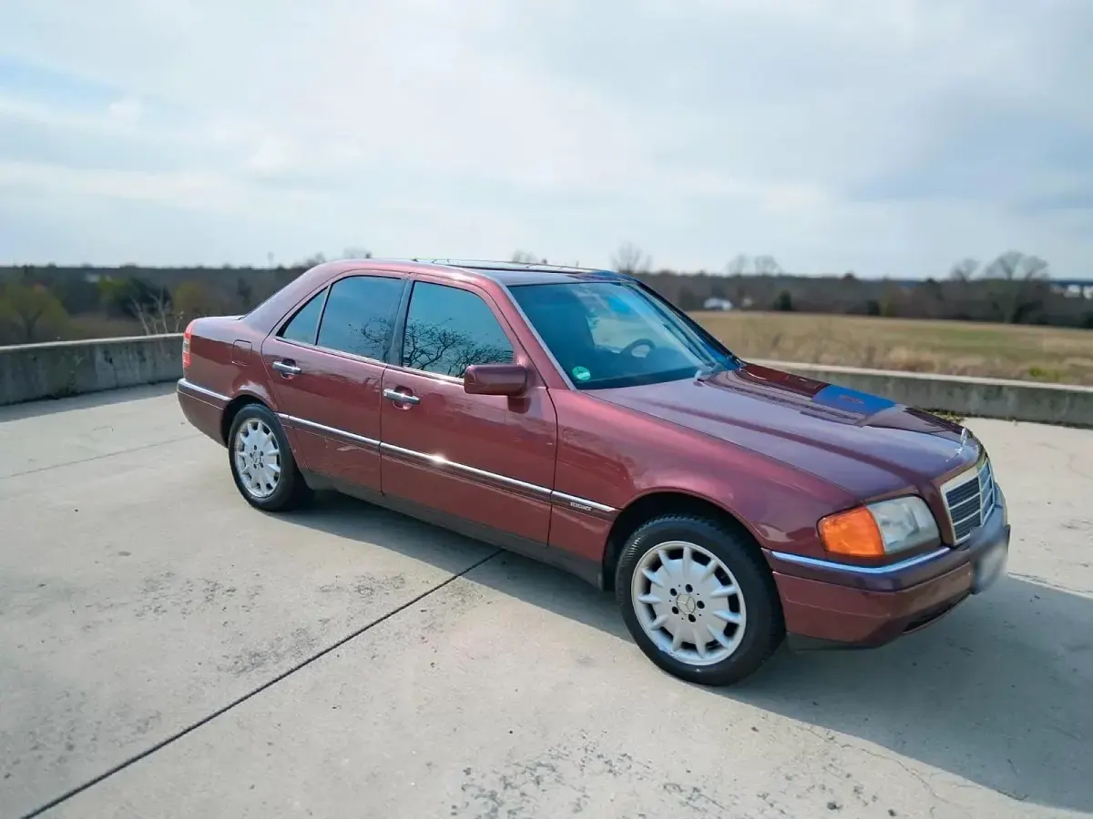 Gebraucht Mercedes C180 1995 Rot Limousine