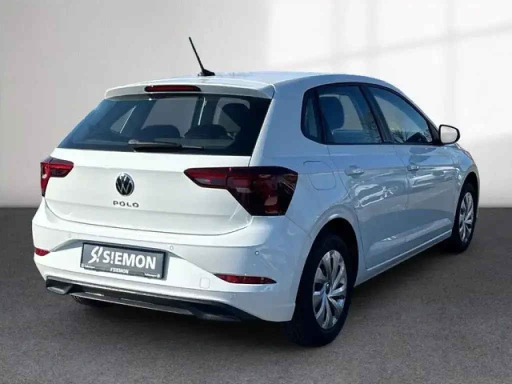 Gebraucht VW Polo Life 80 PS (58 kW) 2024 Weiss Kleinwagen