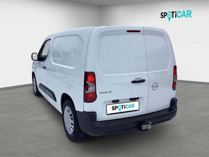 Gebraucht Opel Combo-e Life Edition 100 kW (136 PS) 2022 Jade weiss/arktis weiss Van / Kleinbus