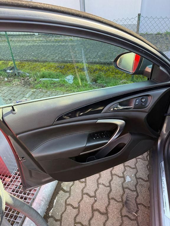 Gebraucht Opel Insignia Edition 170 PS (125 kW) 2016 Grau Kombi
