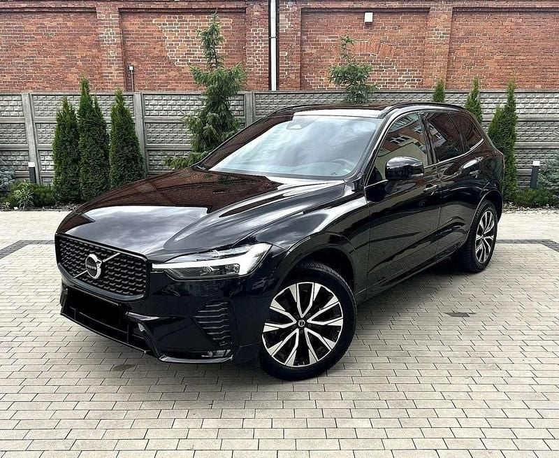 Schwarz Gebraucht 2023 Volvo XC60 Plus SUV | 36.400 € (Superpreis) - Bild 1/4