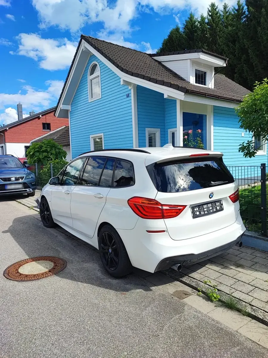 Gebraucht BMW 220 M Sport 190 PS (139 kW) 2016 Weiß Kombi