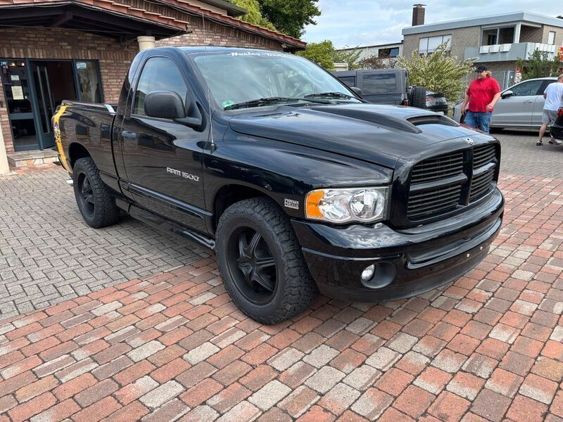 Schwarz Gebraucht 2004 Dodge Magnum SUV | 20.950 € - Bild 1/4