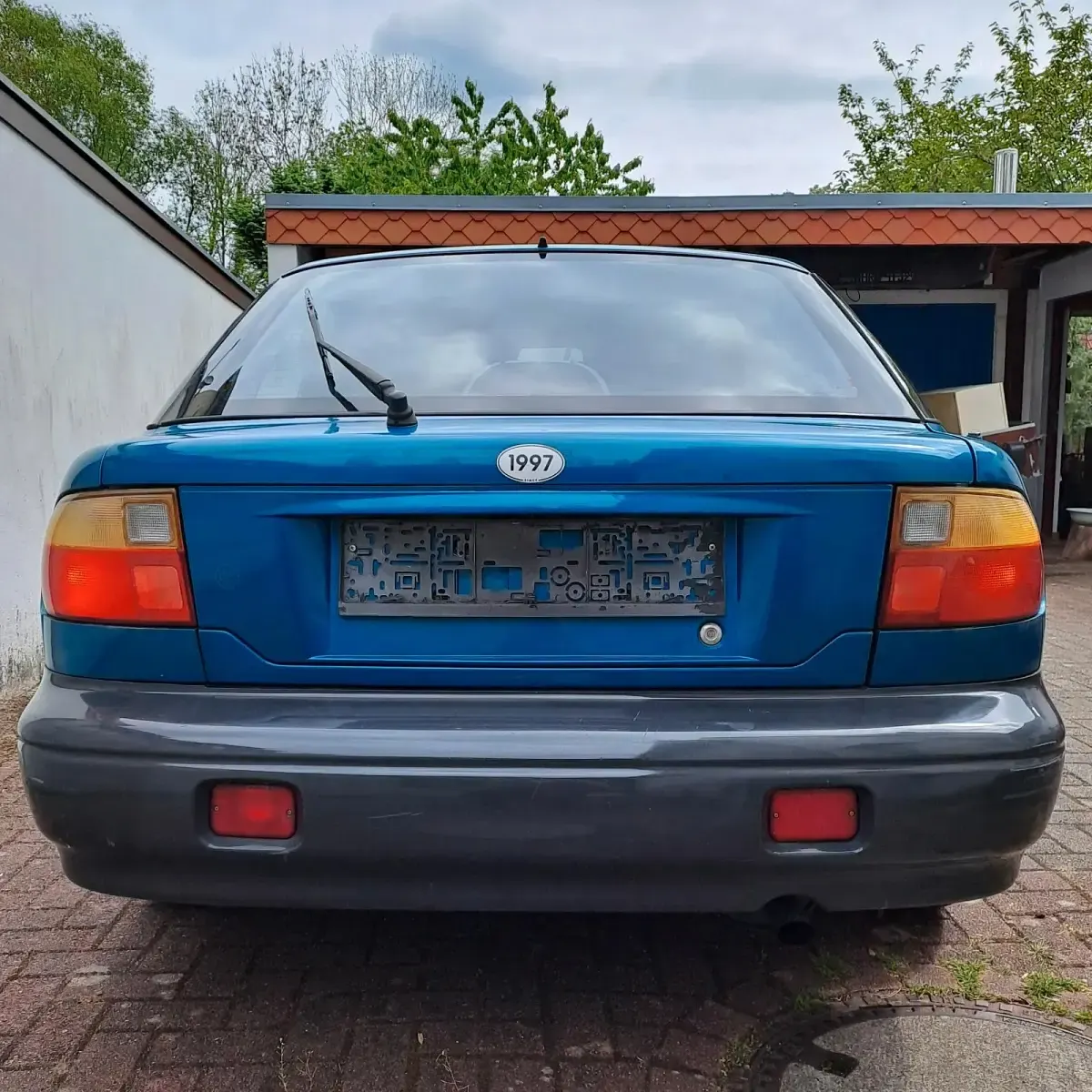 Gebraucht Kia Sephia 80 PS (58 kW) 1997 Blau Limousine